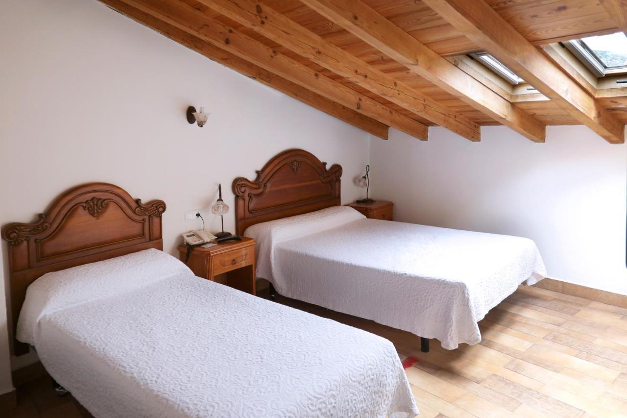 Hotel Rural La Puebla Orbaneja del Castillo Zewnętrze zdjęcie