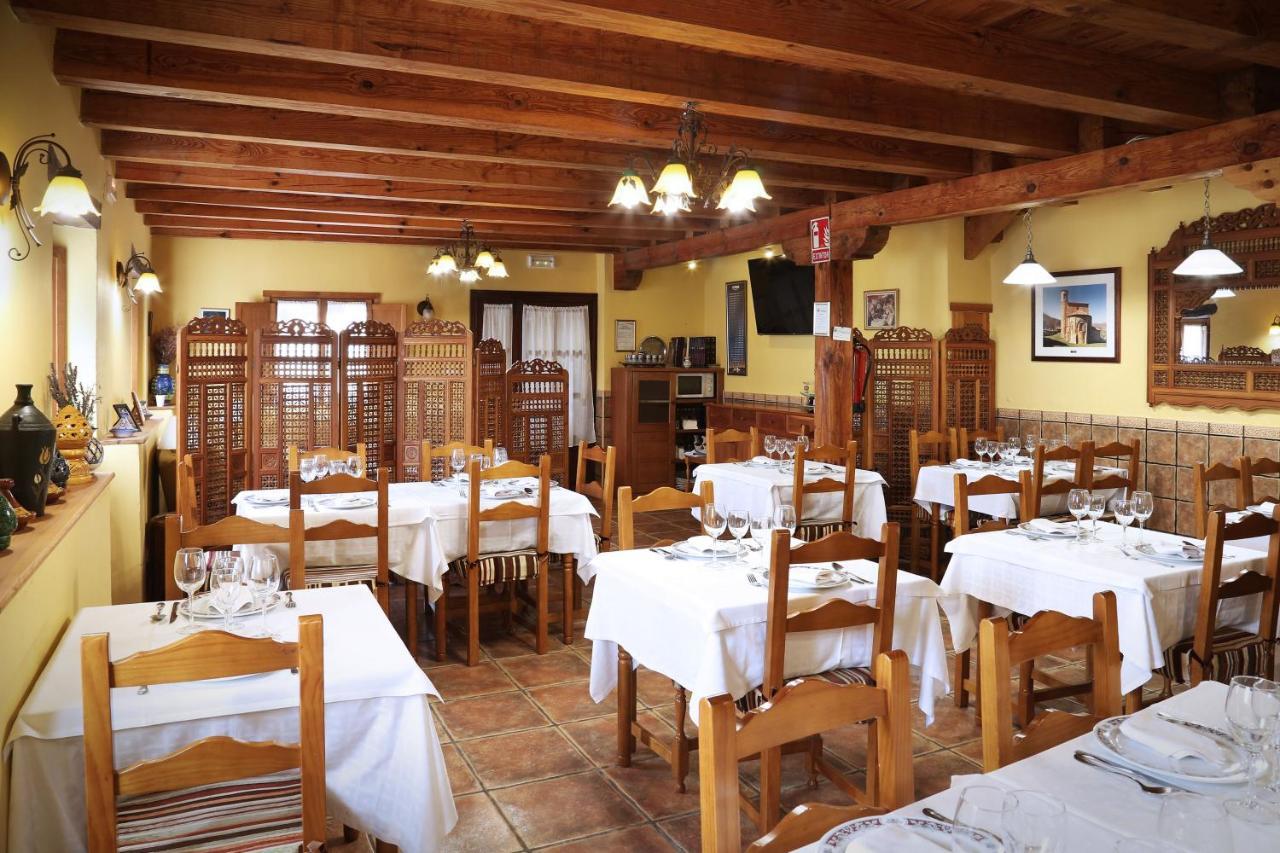 Hotel Rural La Puebla Orbaneja del Castillo Zewnętrze zdjęcie